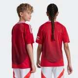 ADIDAS Detský domáci futbalový dres Manchester United 24/25 8 rokov · záber 2