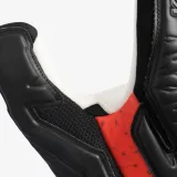 KIPSTA Futbalové brankárske rukavice F900 Viralto čierno-červené 11 · záber 2
