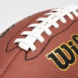 WILSON Oficiálna lopta na americký futbal Encore Official · záber 2