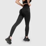 Bezšvové legíny Iron Aesthetics Seamless Butt, čierne · záber 3