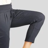 QUECHUA Dámske turistické nohavice NH500 Slim M (L29) · záber 2