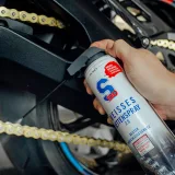 S100 White Chain Spray 2.0 400 ml s aplikátorom · záber 2