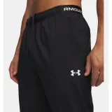 Pánske tréningové nohavice UNDER ARMOUR Vanish Training Pant-BLK · záber 5