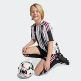 ADIDAS ADIDAS detský futbalový domáci dres Juventus 25/26 7-8 r (128 cm) · záber 2