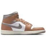 Nike Air Jordan 1 Mid - 41 · záber 5