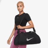 Nike Gym Club Duffel Bag · záber 4