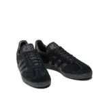 Pánská vycházková obuv ADIDAS ORIGINALS Gazelle M core black core black core black · záber 3