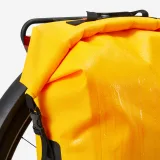 BTWIN Nepremokavá cyklotaška 900 27 l oranžová bez · záber 2