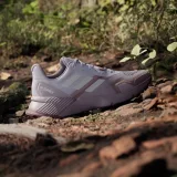 Dámska bežecká trailová obuv ADIDAS Terrex Soulstride W preloved fig grey one burgundy · záber 3