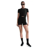 Dámske tréningové tričko s krátkym rukávom NIKE W NK ONE CLSC DF TWST SS TP WT BLACK WHITE · záber 4