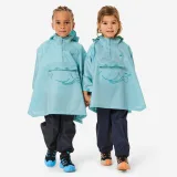 QUECHUA Detská nepremokavá turistická pláštenka MH100 Kid modrá 4-6 r (103-122 cm) · záber 1