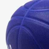 KIPSTA Basketbalová lopta BT500X GRIP MATCH veľ. 7 modrá s podpisom hráča A. Sarra bez · záber 2