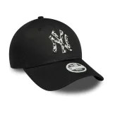 Dámska šiltovka NEW ERA 940W MLB Animal infill 9forty NEYYAN · záber 2