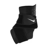 Fitness chránič NIKE PRO ANKLE SLEEVE WITH STRAP BLACK WHITE · záber 1