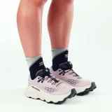 Salomon Ultra Glide 4 W - Velikost: 39 1/3 · záber 2