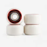 DECATHLON Súprava 4 WH500 koliesok na skateboard 54 mm 101A 4 ks kónické slonovinové 56 mm · záber 1