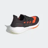 Adidas UltraBOOST 21 - 42 · záber 3
