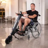 Prídavný elektrický pohon pre invalidné vozíky inSPORTline Oppatia · záber 2