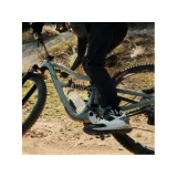 Fľaša na bicykel FIDLOCK set láhve s držákem BOTTLE TWIST průhledná bílá 750 ml · záber 2
