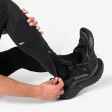 KIPRUN Pánske hrejivé bežecké legíny Run 500 Warm čierne M(W34 L34) · záber 2