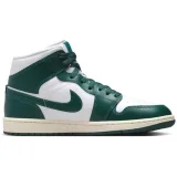 Nike Air Jordan 1 Mid - 44,5 · záber 5