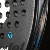 BULLPADEL BULLPADEL Vertex 05 Comfort 26 padelová raketa bez · záber 2