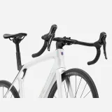 Trek Madone SL 5 Gen 8 Gloss Crystal White/matte Deep Smoke 2026 - Velikost: M, L · záber 5