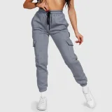 Dámske tepláky Iron Aesthetics Cargo, sivé · záber 2